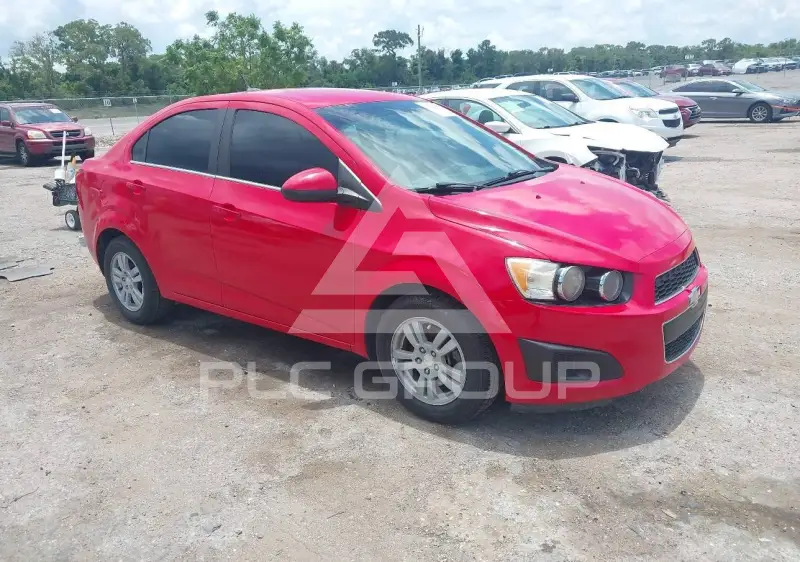 2014 Chevrolet Sonic фото