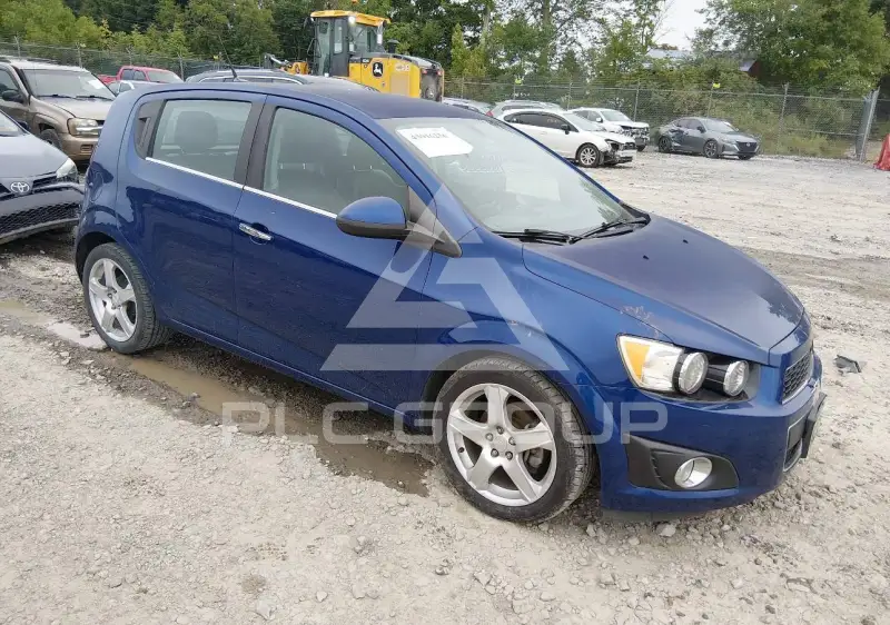 2014 Chevrolet Sonic фото