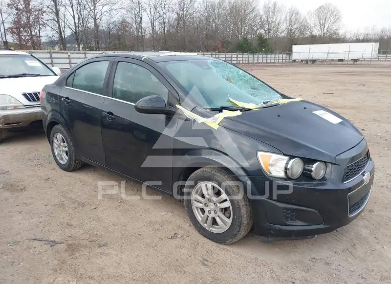 2014 Chevrolet Sonic фото