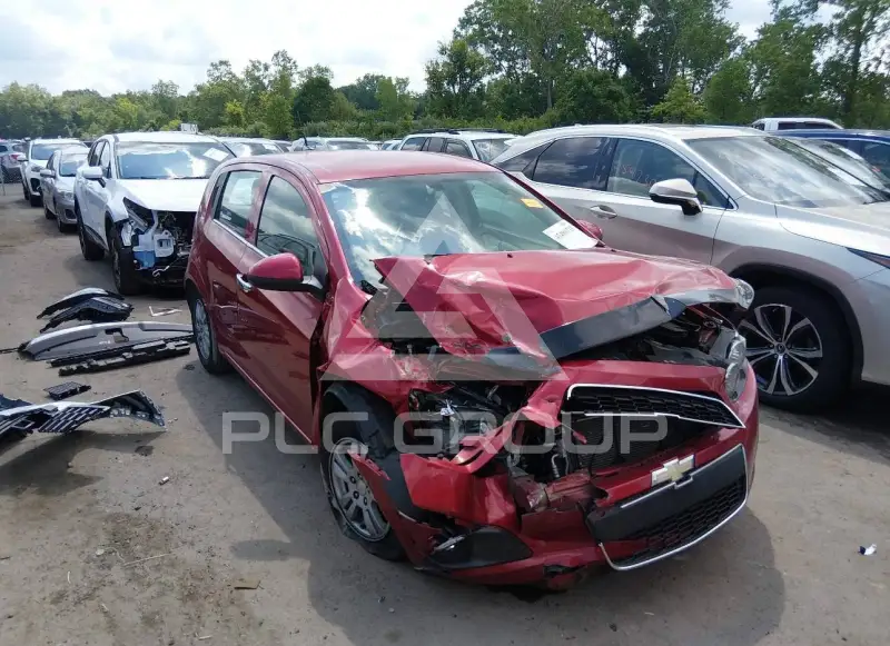 2014 Chevrolet Sonic фото