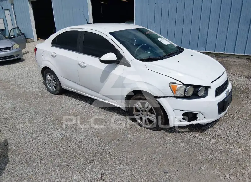 2014 Chevrolet Sonic фото