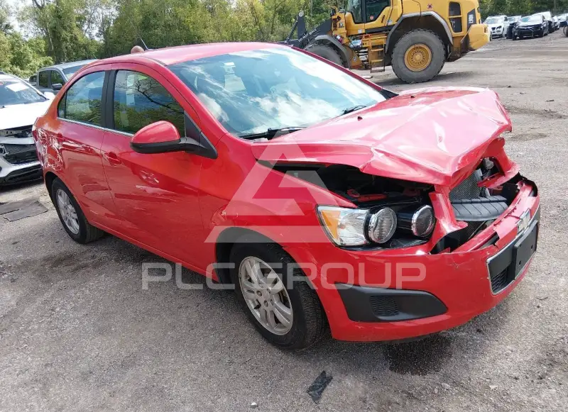 2014 Chevrolet Sonic photo