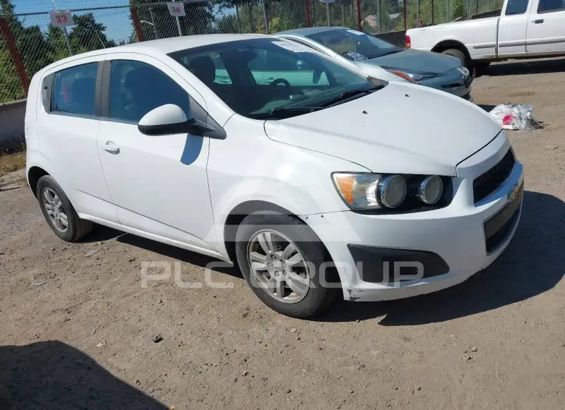 2014 Chevrolet Sonic фото