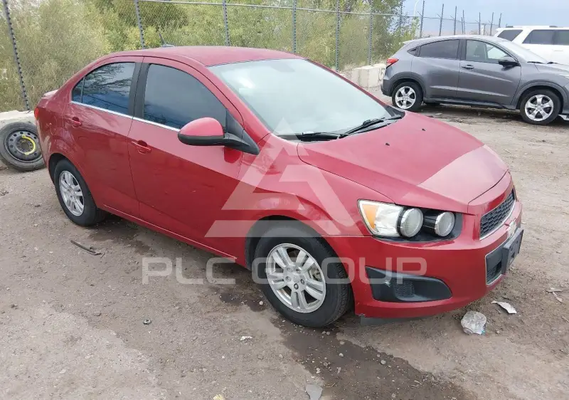 2014 Chevrolet Sonic фото