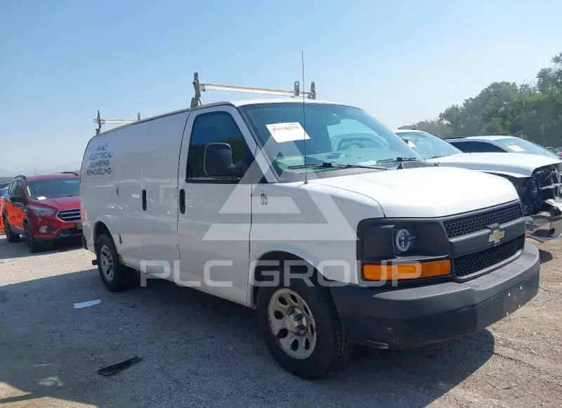 2014 Chevrolet Express фото