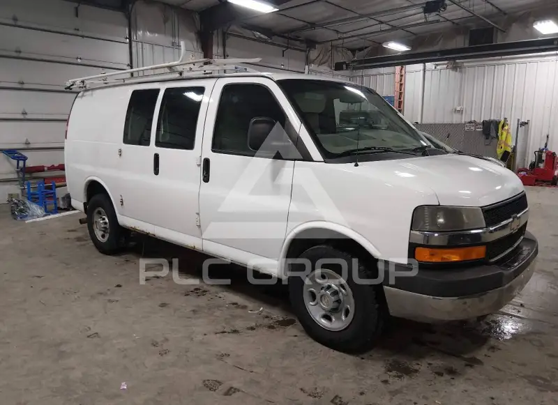 2014 Chevrolet Express фото