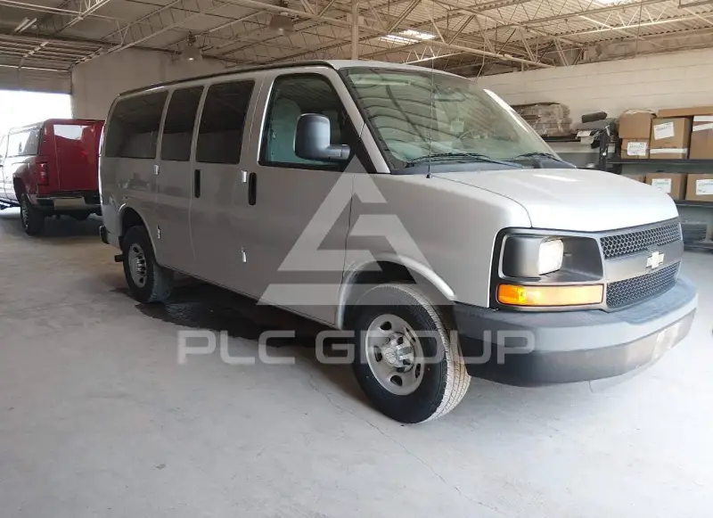 2014 Chevrolet Express фото