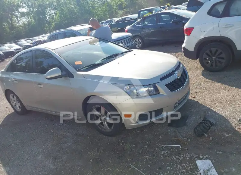 2014 Chevrolet Cruze фото