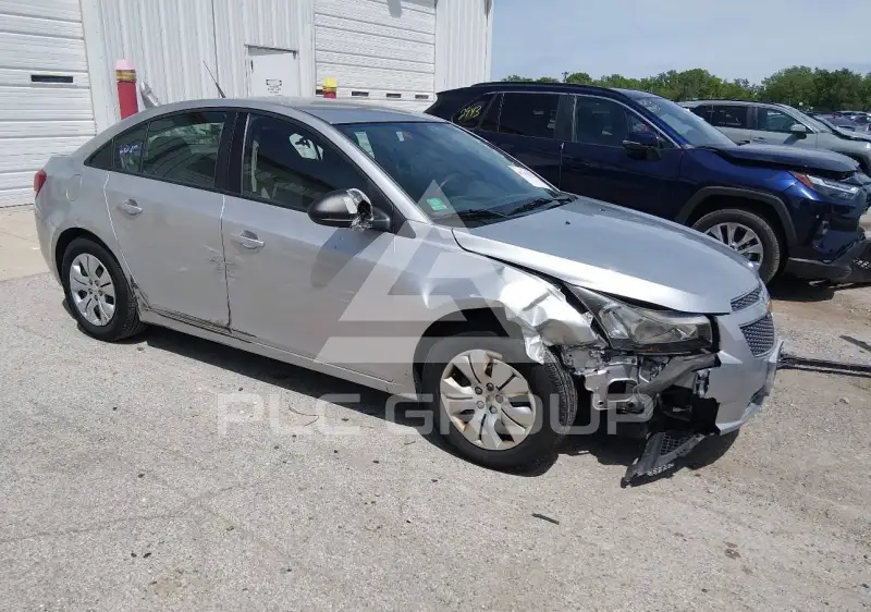 2014 Chevrolet Cruze фото