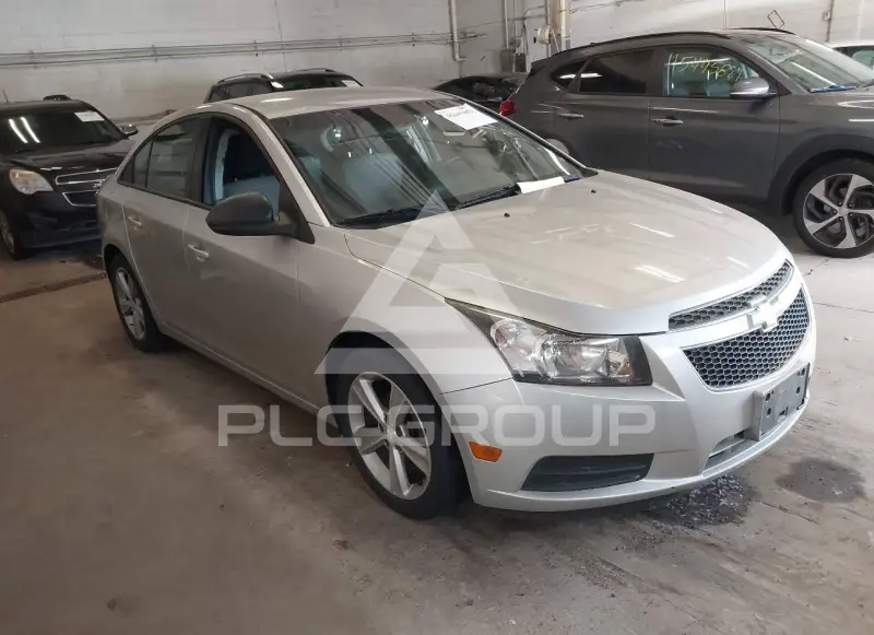 2014 Chevrolet Cruze фото