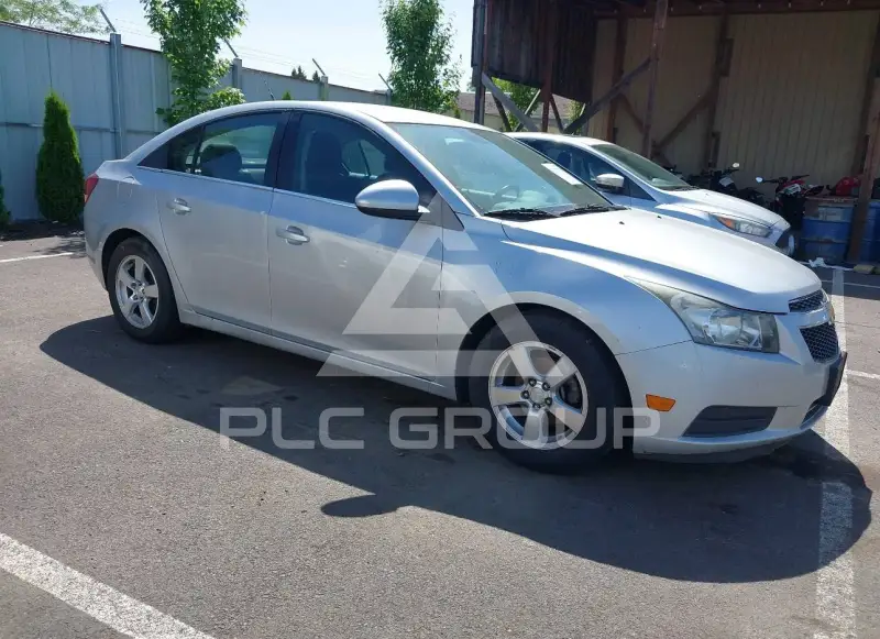 2014 Chevrolet Cruze фото