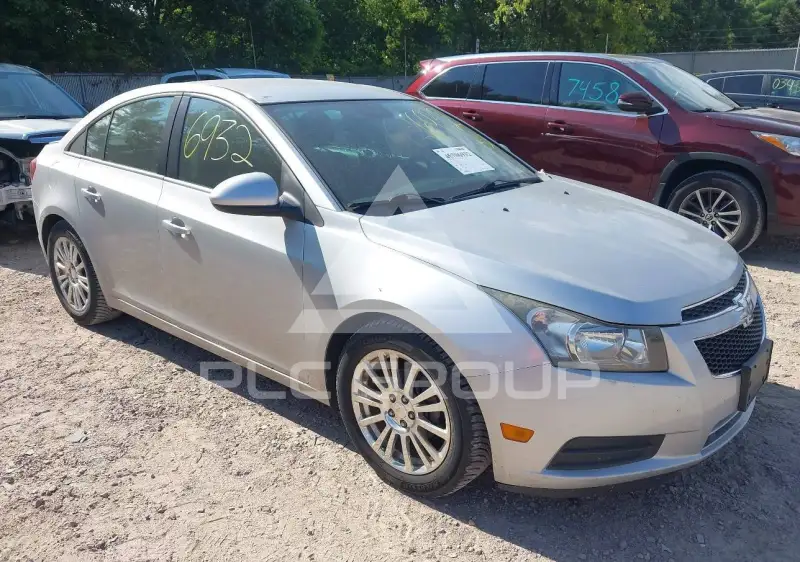 2014 Chevrolet Cruze фото