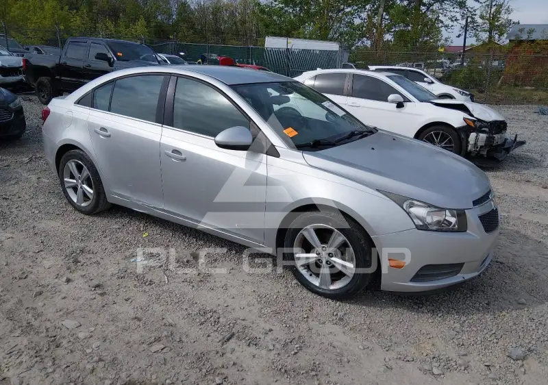 2014 Chevrolet Cruze фото