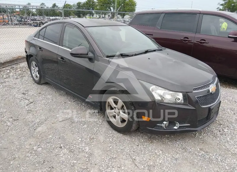 2014 Chevrolet Cruze фото