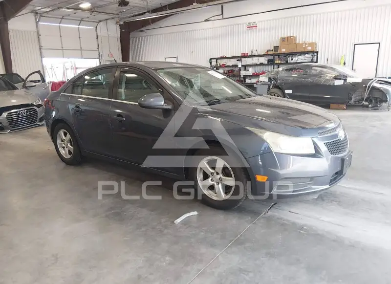 2014 Chevrolet Cruze photo