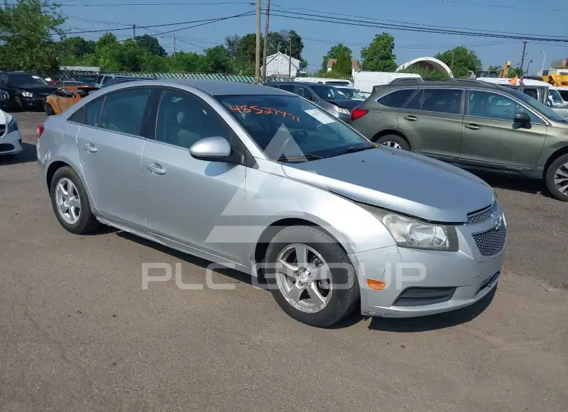 2014 Chevrolet Cruze photo