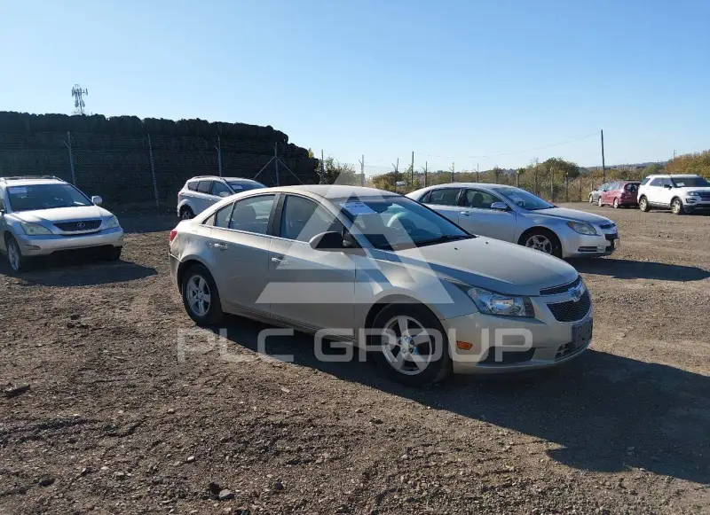 2014 Chevrolet Cruze photo