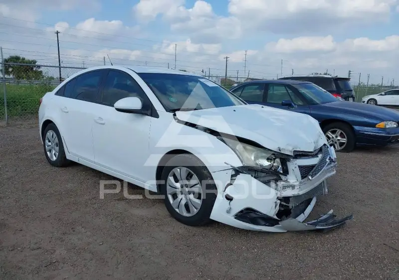 2014 Chevrolet Cruze фото