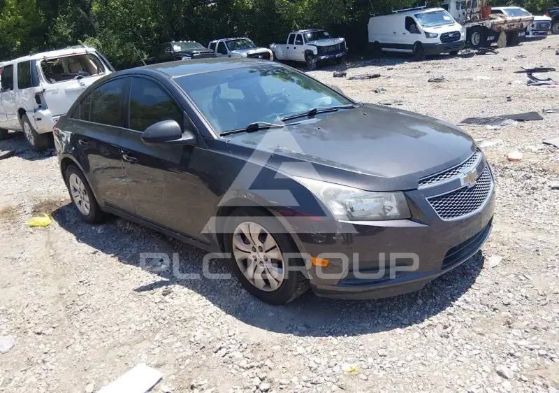 2014 Chevrolet Cruze фото