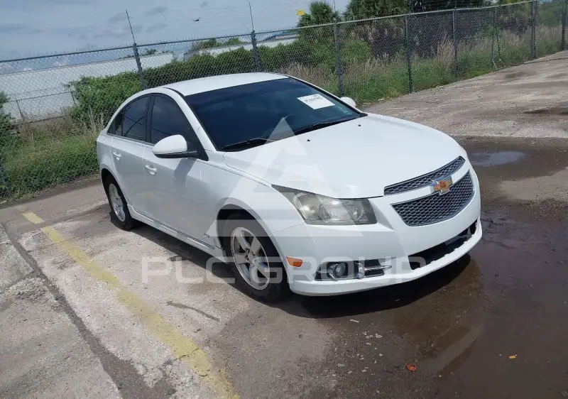 2014 Chevrolet Cruze фото
