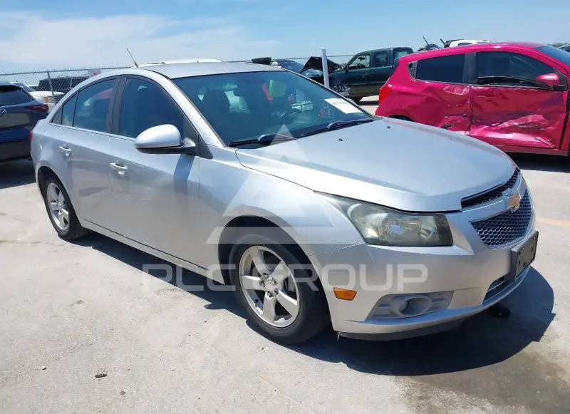 2014 Chevrolet Cruze фото
