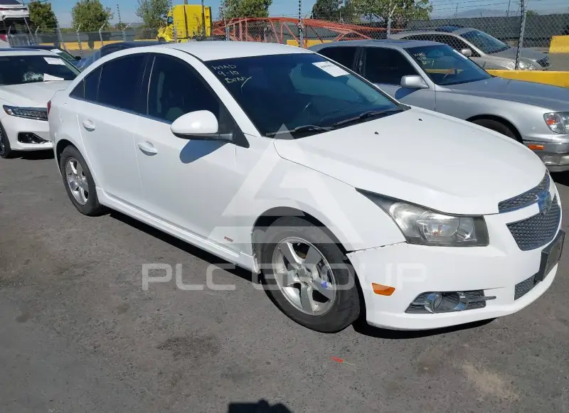 2014 Chevrolet Cruze фото