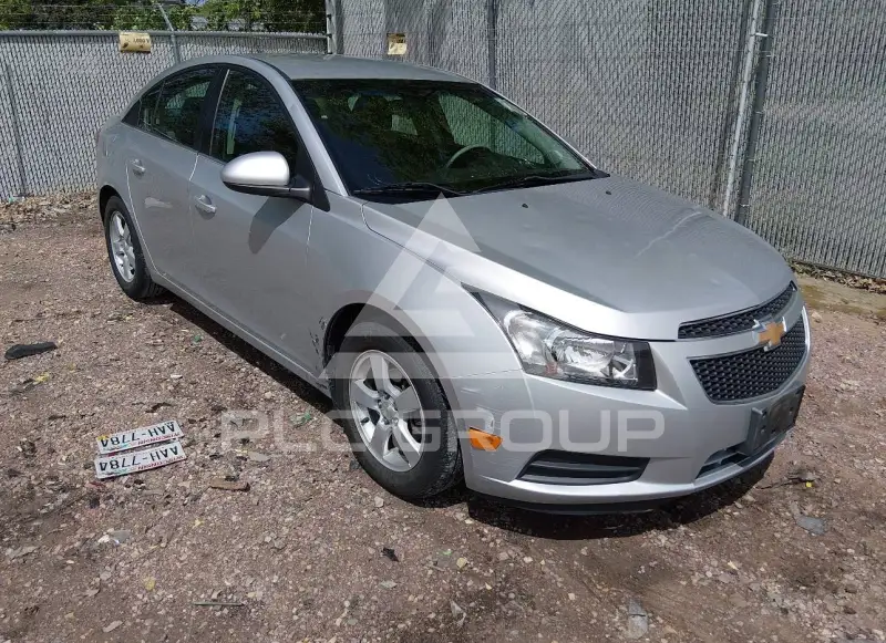 2014 Chevrolet Cruze фото