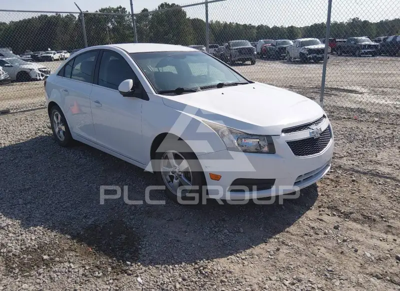 2014 Chevrolet Cruze photo