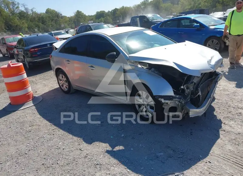 2014 Chevrolet Cruze photo
