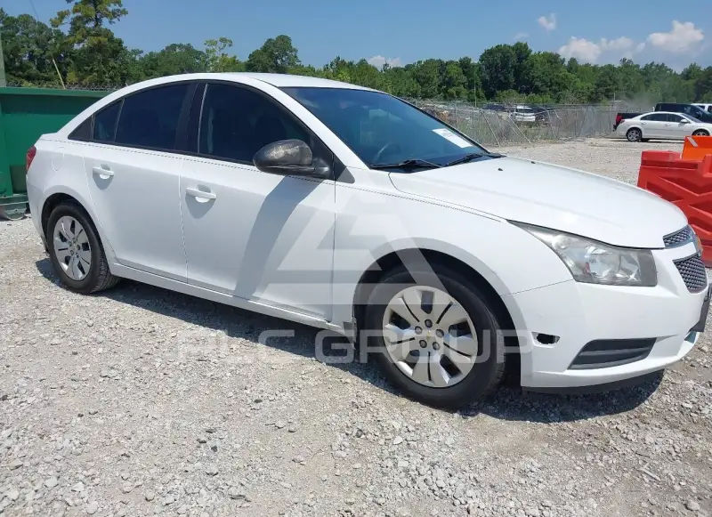 2014 Chevrolet Cruze фото