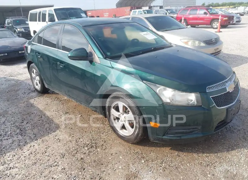 2014 Chevrolet Cruze photo