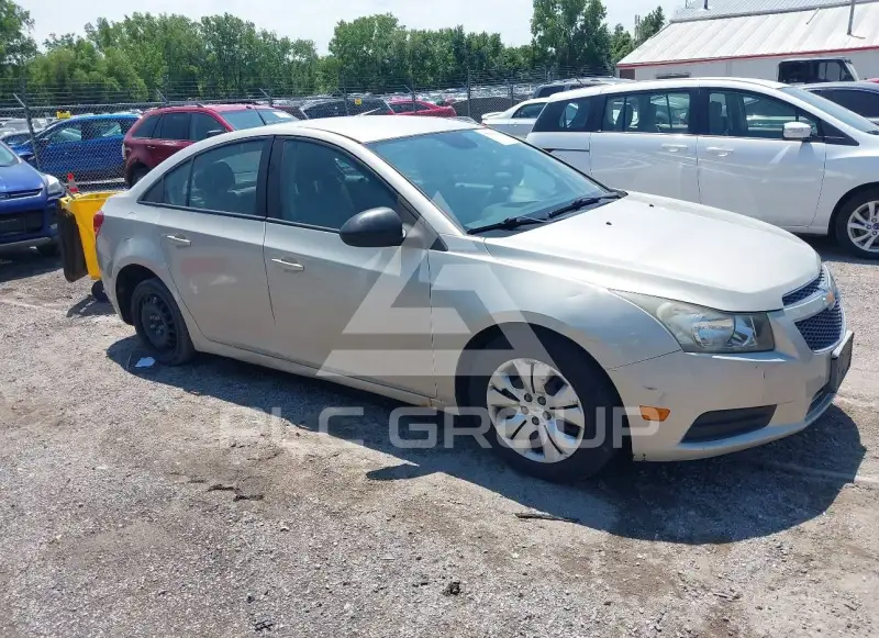 2014 Chevrolet Cruze photo