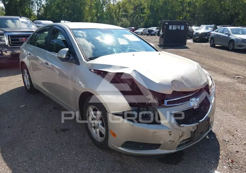 2014 Chevrolet Cruze фото