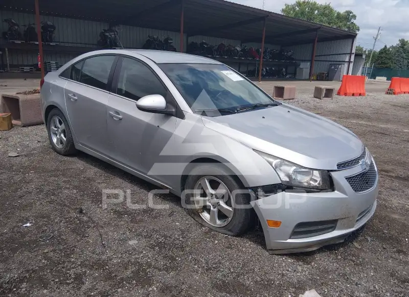 2014 Chevrolet Cruze фото