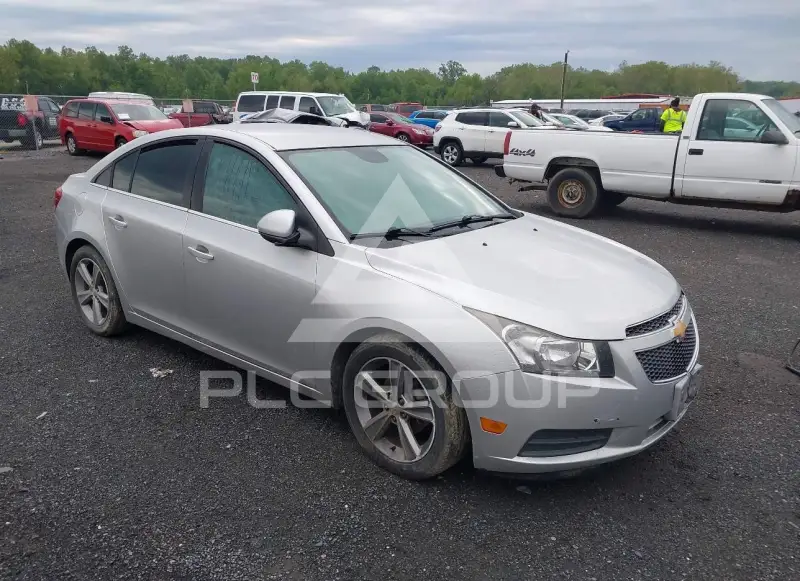 2014 Chevrolet Cruze фото