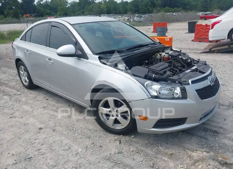 2014 Chevrolet Cruze фото