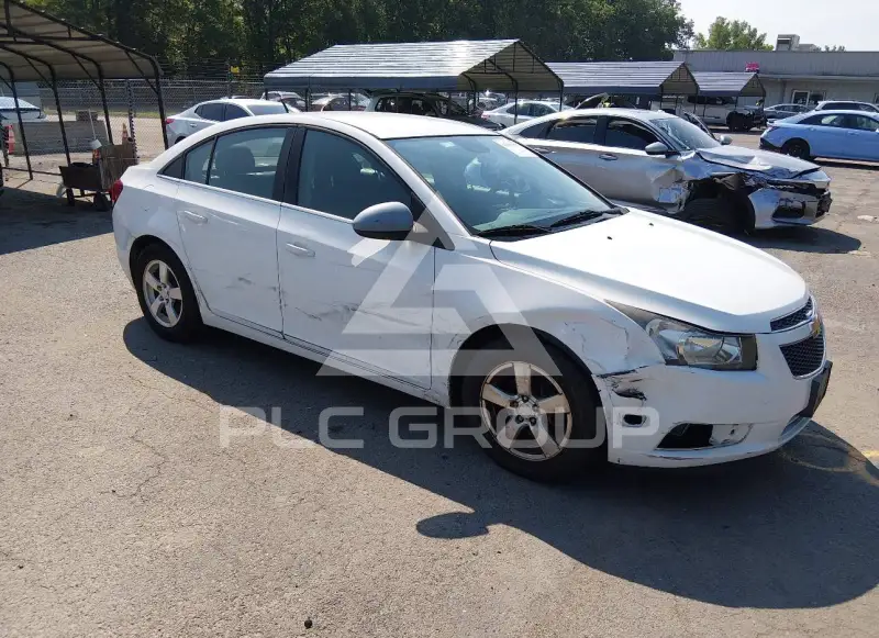 2014 Chevrolet Cruze фото