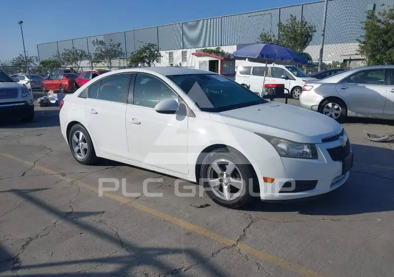 2014 Chevrolet Cruze фото