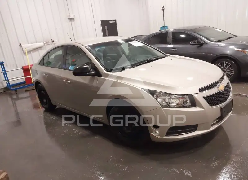 2014 Chevrolet Cruze фото