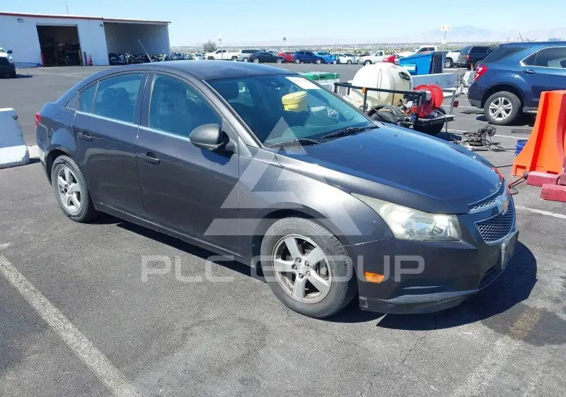 2014 Chevrolet Cruze фото