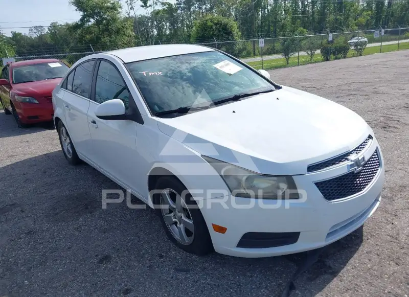 2014 Chevrolet Cruze фото