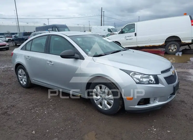 2014 Chevrolet Cruze photo