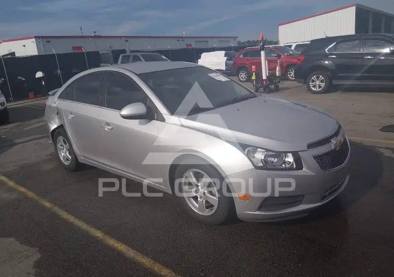 2014 Chevrolet Cruze фото