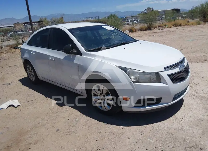 2014 Chevrolet Cruze фото