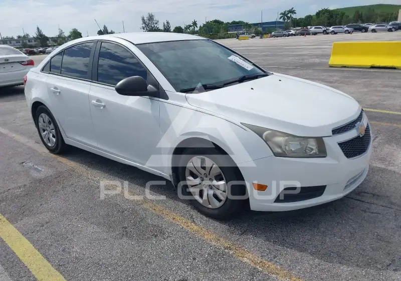 2014 Chevrolet Cruze photo