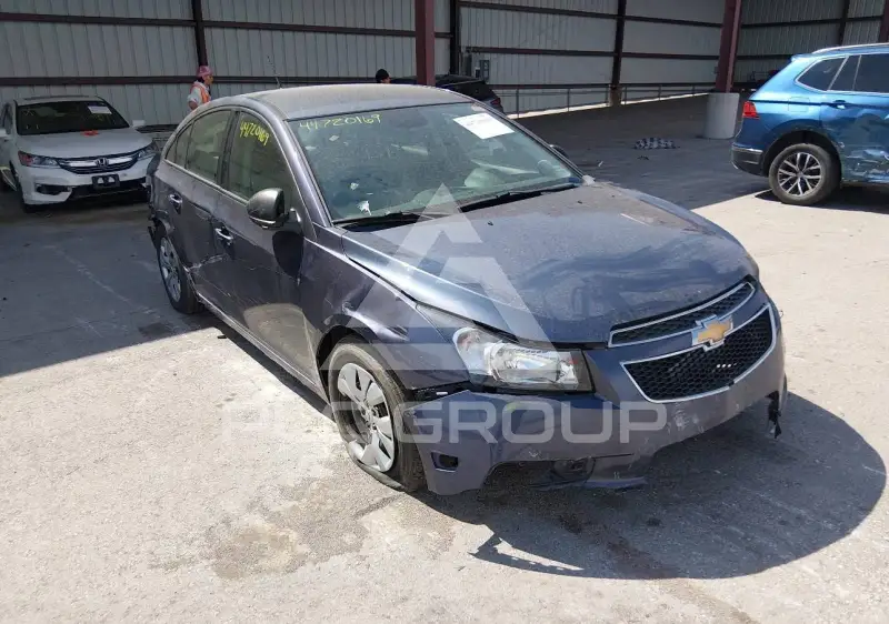 2014 Chevrolet Cruze фото