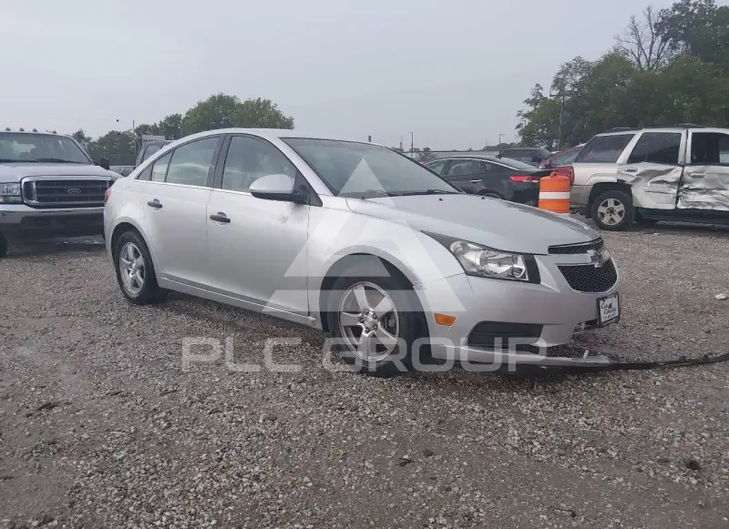 2014 Chevrolet Cruze фото