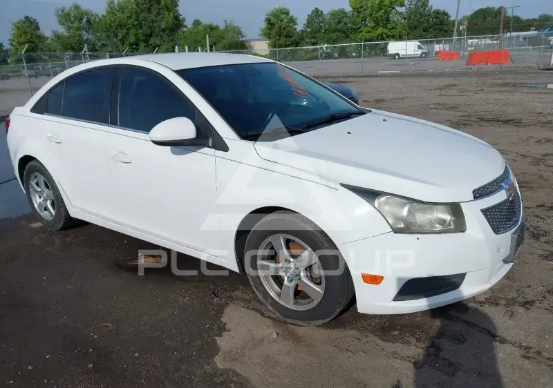 2014 Chevrolet Cruze фото