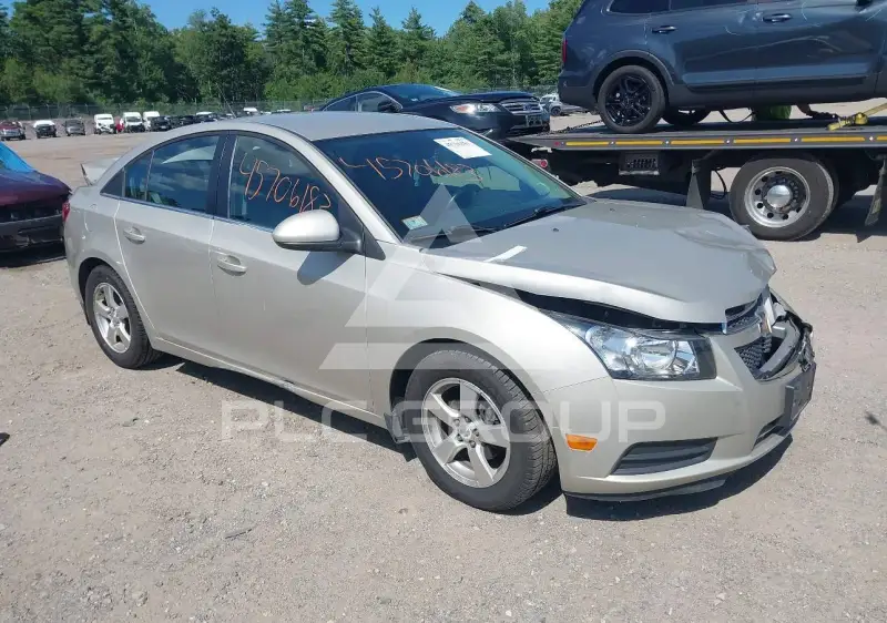 2014 Chevrolet Cruze фото