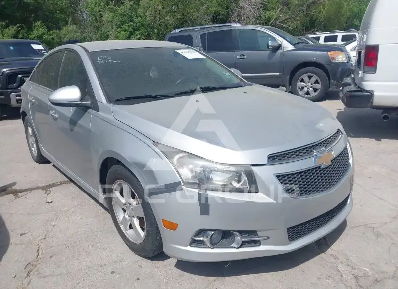 2014 Chevrolet Cruze фото